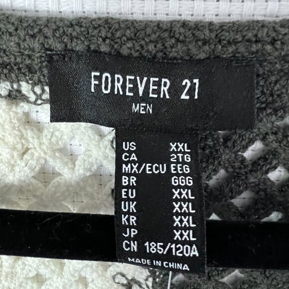 Forever 21 Men’s XXL Sweater Vest Olive Cream‎ Patchwork Crochet Knit Sleeveless - Picture 2 of 11